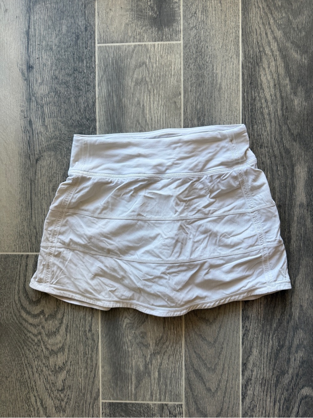 Lululemon Women’s White Athletic Skort - Classic Active Style